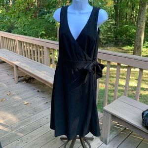 Banana Republic Stretch black wrap dress. Sz 6
